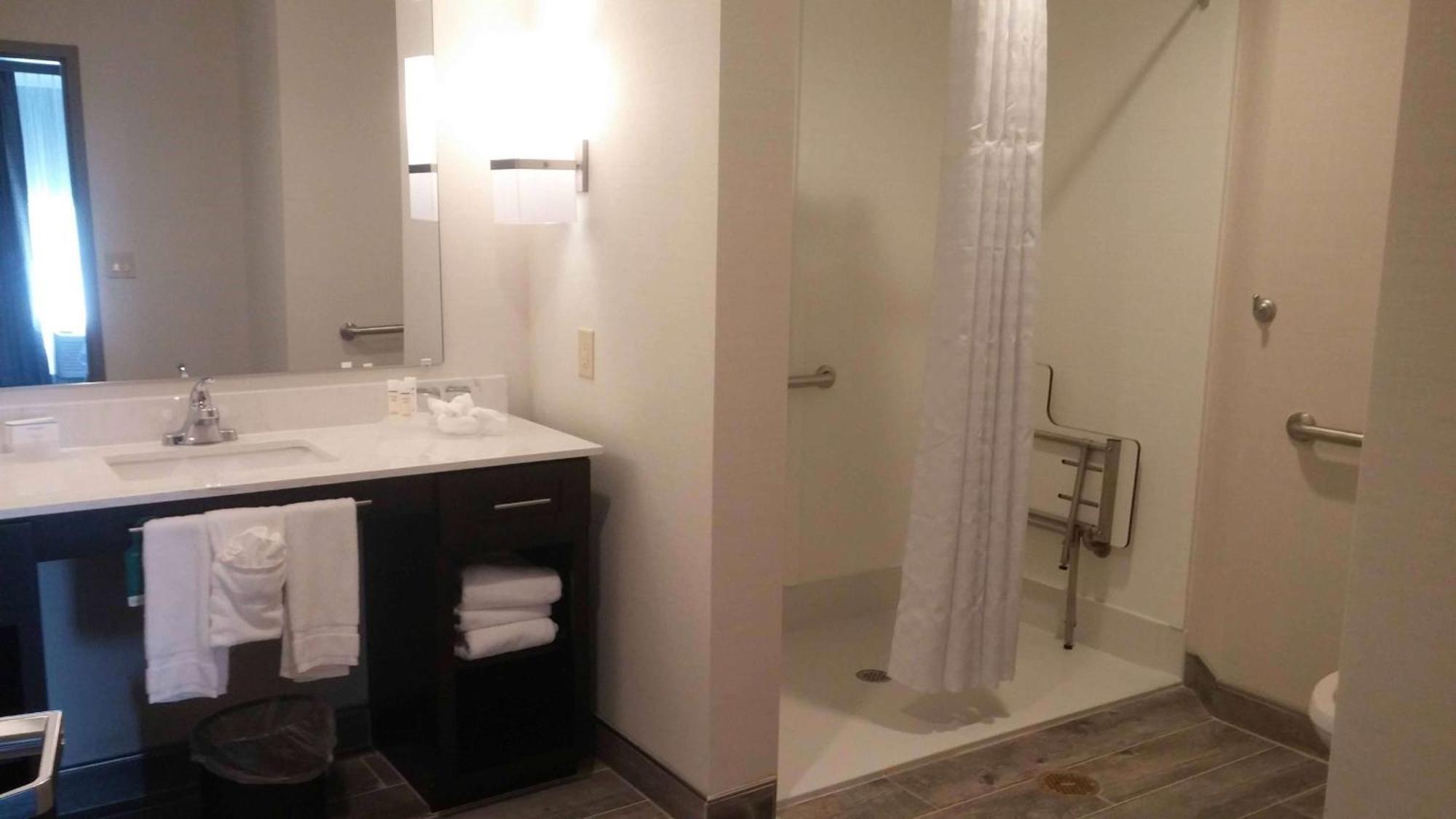 Homewood Suites By Hilton Philadelphia פלימות' מיטינג מראה חיצוני תמונה