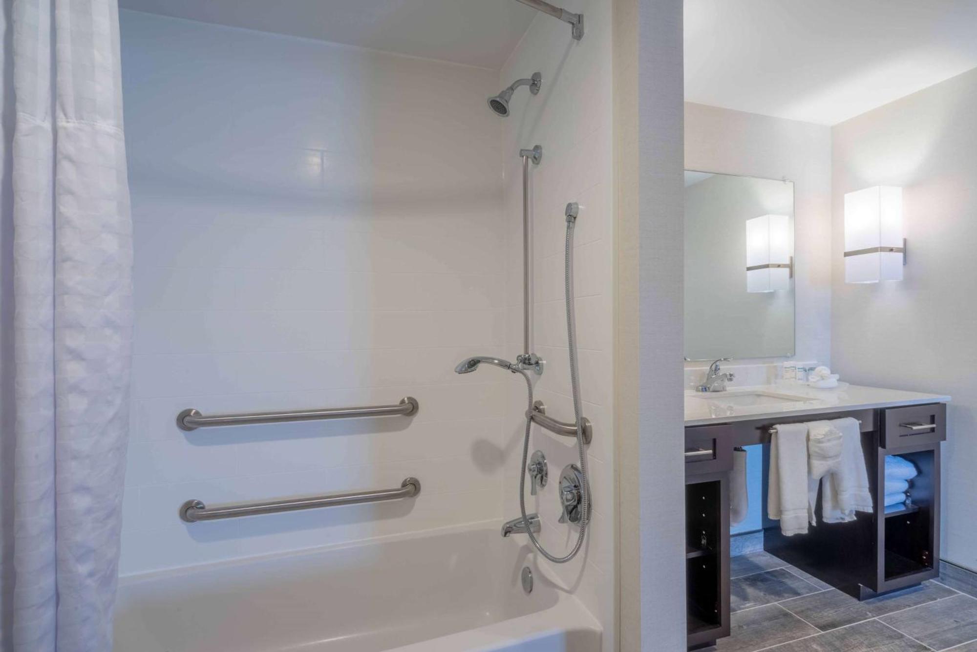 Homewood Suites By Hilton Philadelphia פלימות' מיטינג מראה חיצוני תמונה