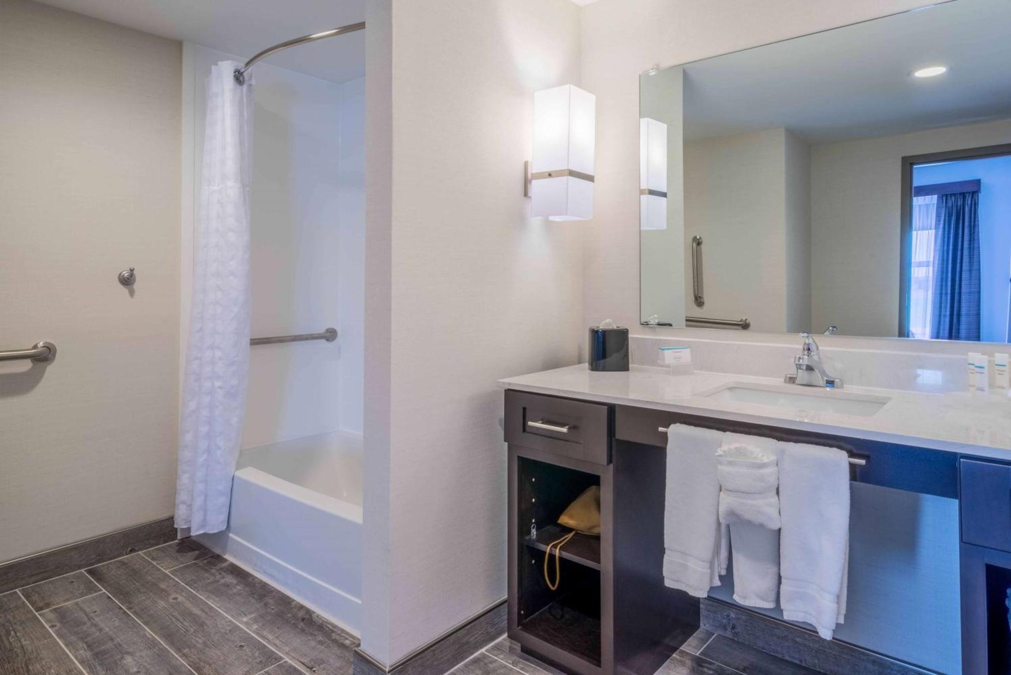 Homewood Suites By Hilton Philadelphia פלימות' מיטינג מראה חיצוני תמונה