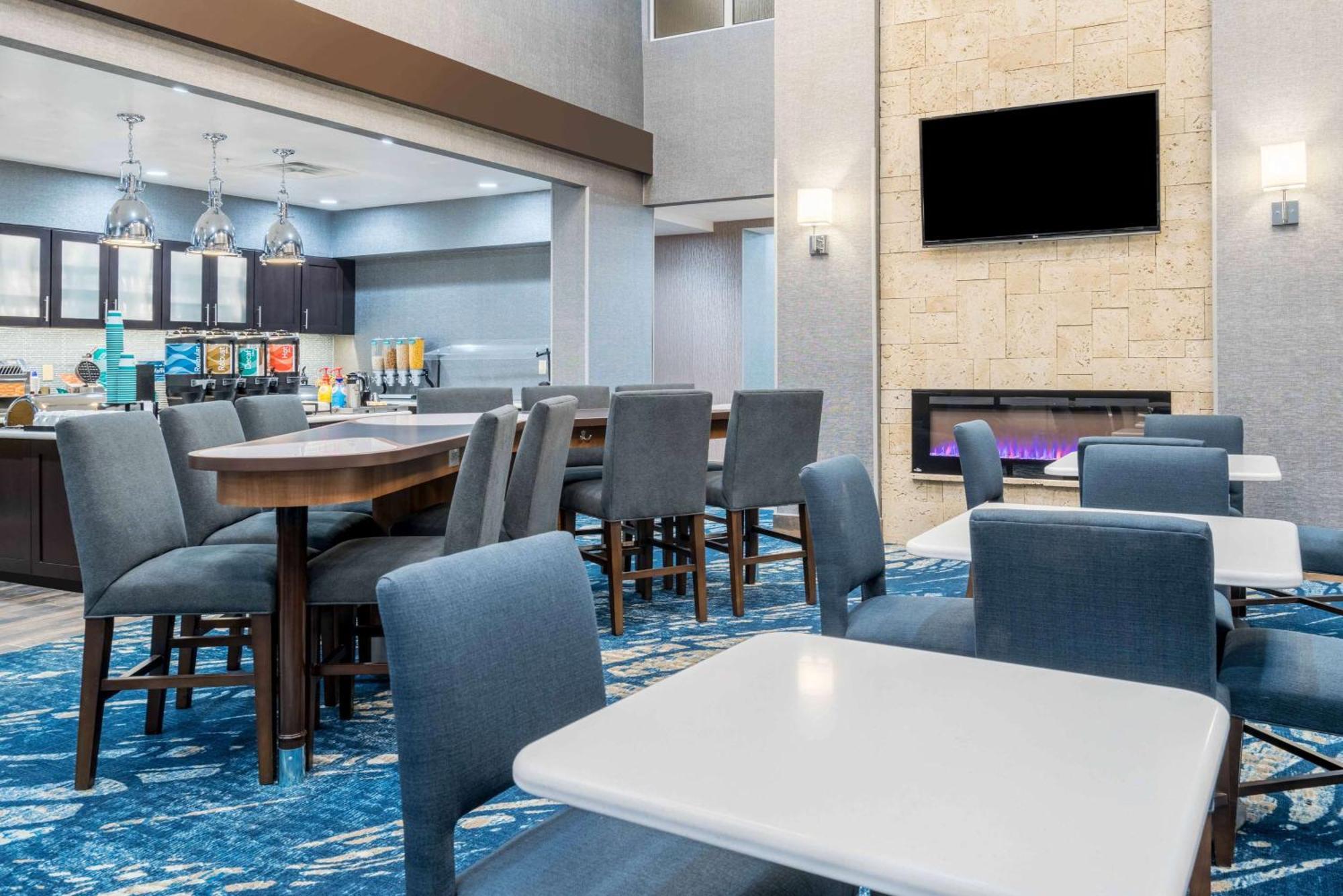 Homewood Suites By Hilton Philadelphia פלימות' מיטינג מראה חיצוני תמונה